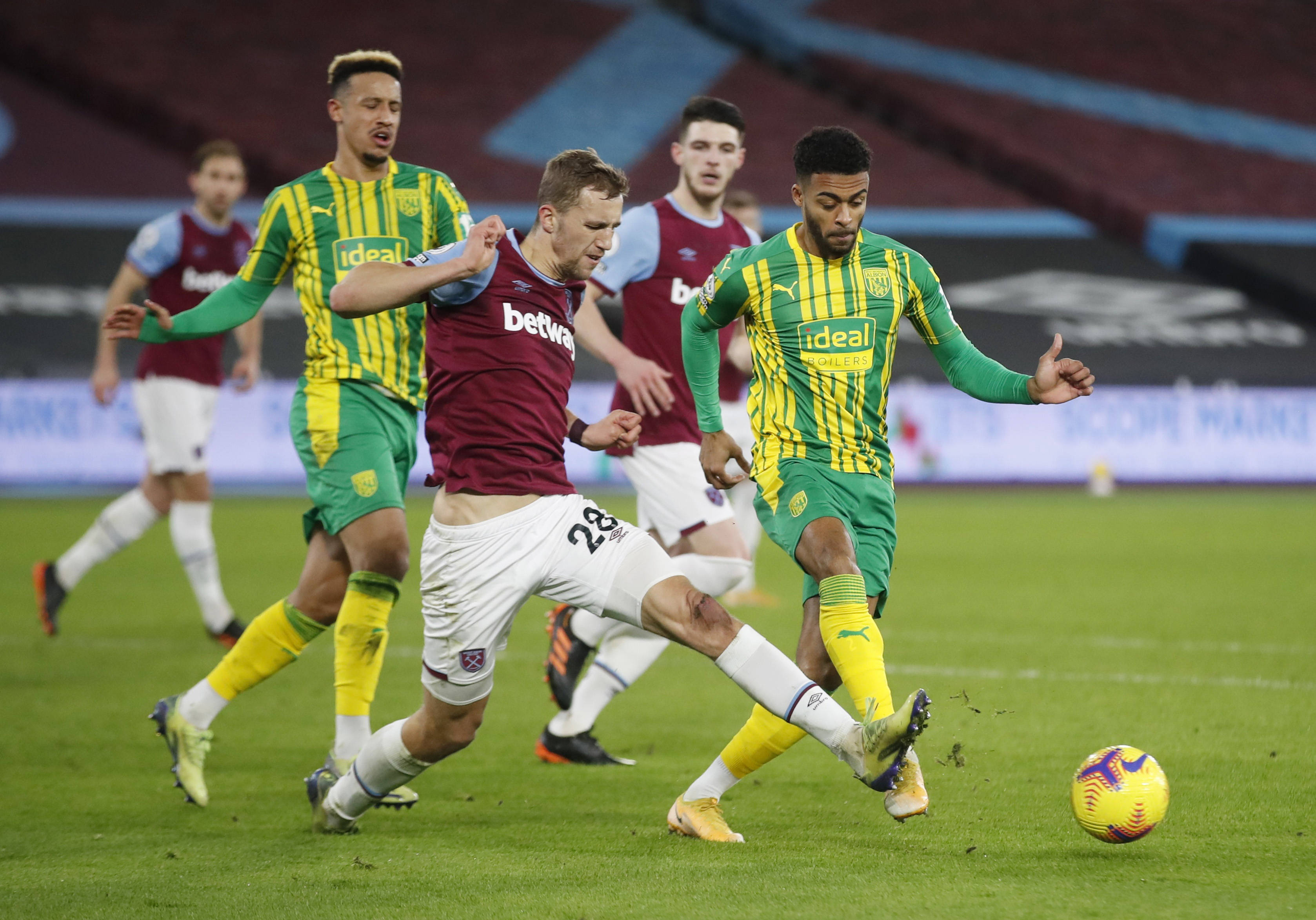 仅存在于球 仅存在于球